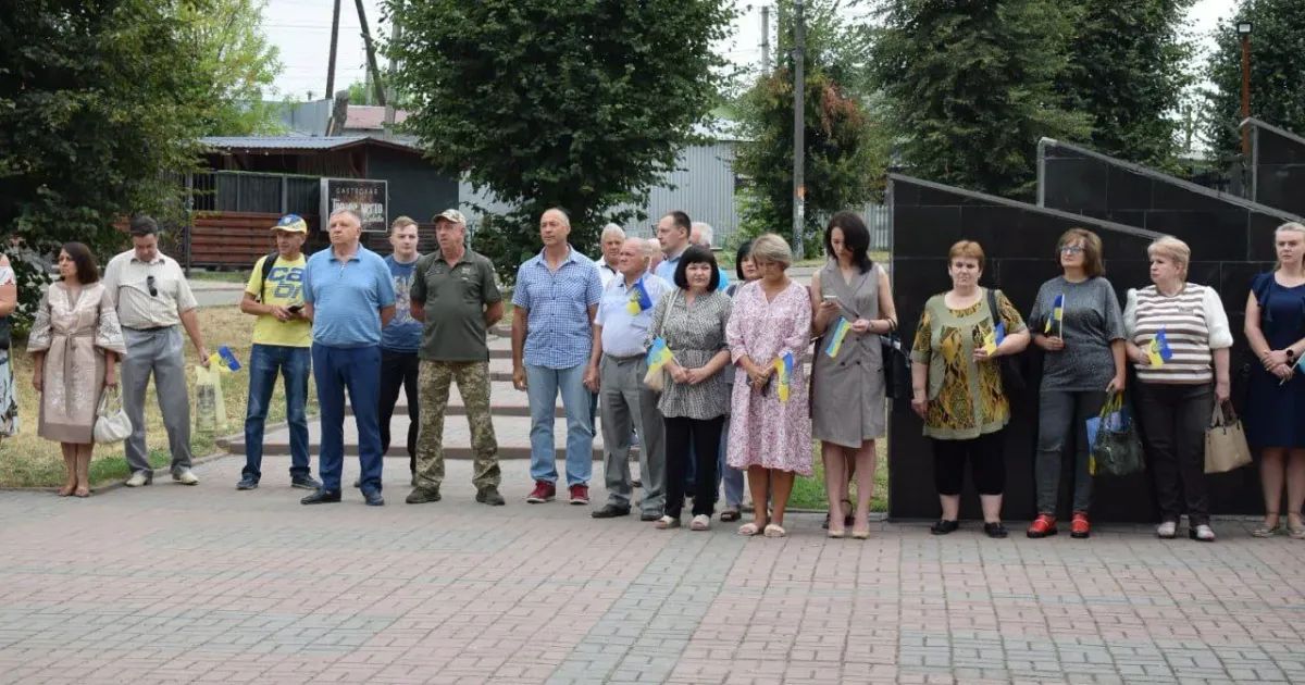 Джерело: Виконавчий комітет Люботинської міської ради Люботинська громада відзначила День Державного Прапора України урочистим підняттям стяга на порталі Gromada Group